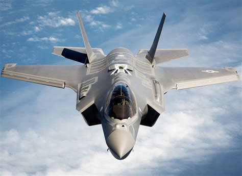 F-35 Lightning II Fighter Jet - Engineering Channel