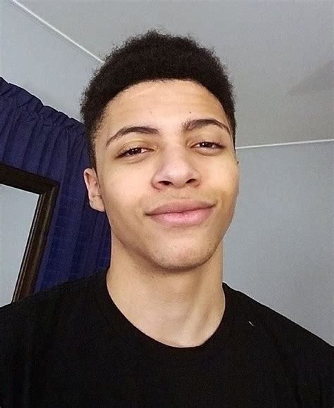 TSM Myth Fortnite Settings, Keybinds, Gear, Config & Sensitivity 2021