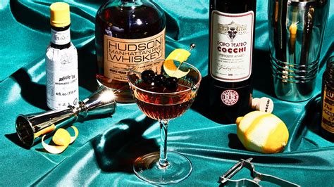 Best Manhattan Drink Recipe – How to Make Manhattan Cocktail