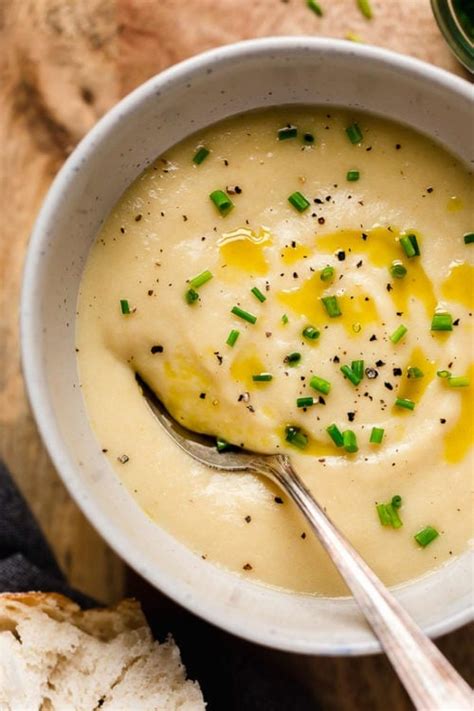 Classic Potato Leek Soup - Skinnytaste