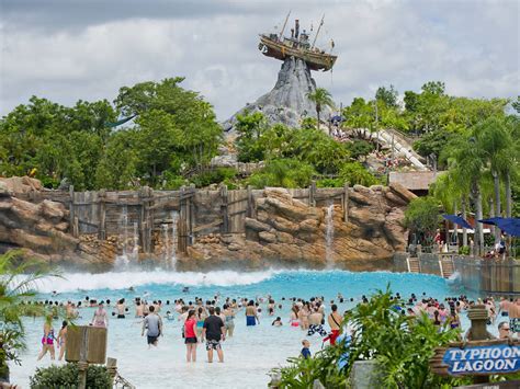 14 Best Water Parks in the USA For Family Fun