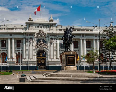 Congreso de la republica peru fotografías e imágenes de alta resolución ...