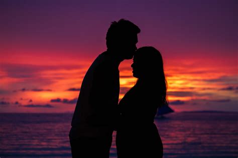 Sunset Couple Silhouette Beach