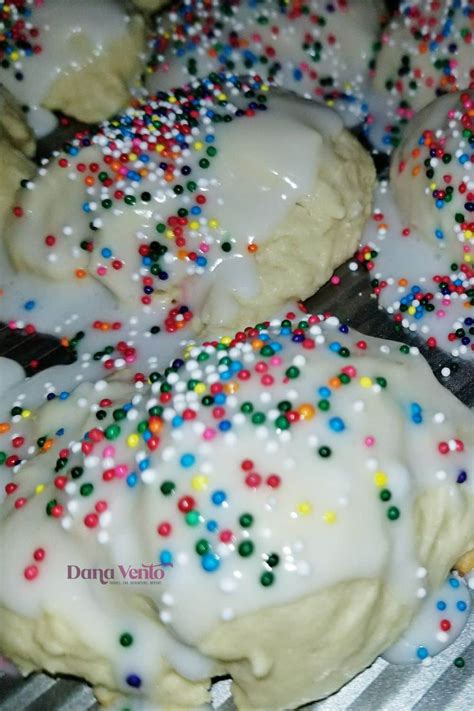 1 Of The Best Italian Lemon Drop Cookies You Can Make!