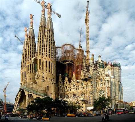 Sagrada Familia ( Barcelona , 2026) | Structurae