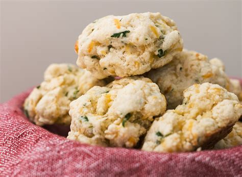 The Best Copycat Red Lobster Biscuit Recipe — Eat This Not That