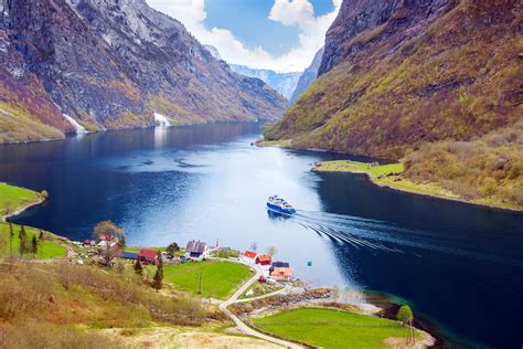 10 Best Places to See the Fjords in Norway - Norway is Rich in Stunning ...