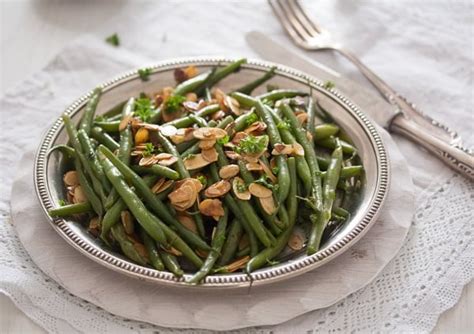 French Green Beans Recipe (Green Beans Almondine or Amandine)