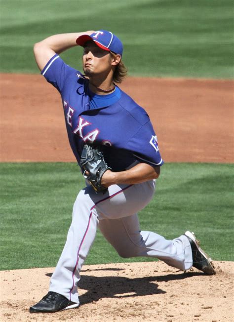 Yu Darvish's pitching prowess explained in 1 GIF | The Daily Dot