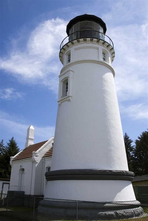 Somerset House - Images. OREGON, WINCHESTER BAY UMPQUA RIVER LIGHTHOUSE