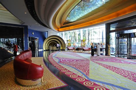 Burj al Arab, Lobby (1) | Jumeirah | Pictures | United Arab Emirates in ...