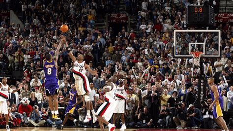 This Date in NBA History: Kobe Bryant's two iconic clutch shots in 2004 ...