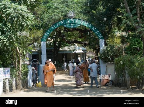 Sri Ramanasramam Sri Ramana Ashram Hindu Temple Tiruvannamalai | Hot ...