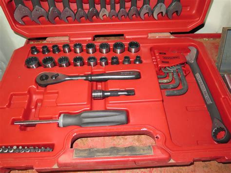 Craftsman Wrench, Screwdriver & Socket Set in Case & Dayton Sockets ...