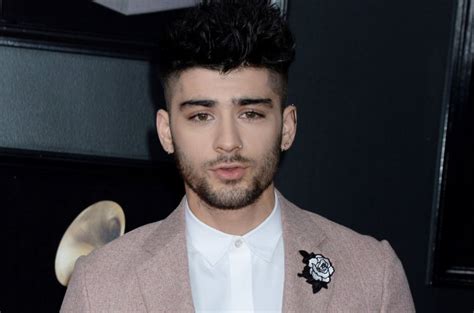 Watch: Zayn Malik gets close to Sofia Jamora in 'Let Me' video - UPI.com