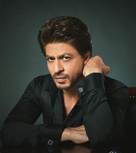 Shah Rukh Khan to Play Surprise Cameo in Karan Johar’s Shershaah ...