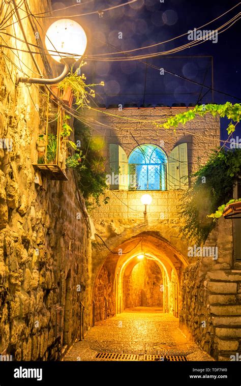 Night view of the Old City of Jerusalem, Israel Stock Photo - Alamy