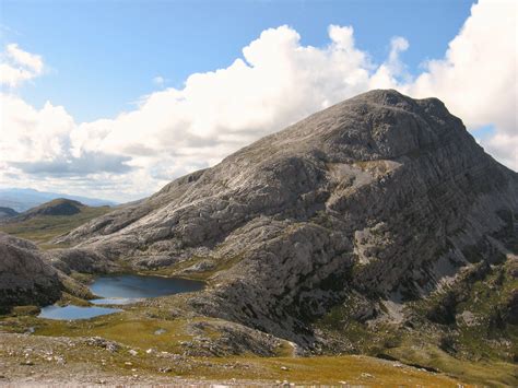 MOUNTAIN DREAMSCAPES AND A CRAVING FOR CORBETTS | Munro Moonwalker