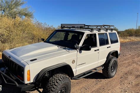 Jeep Cherokee Roof Rack | XJ Roof Rack | KevinsOffroad.com / Overland-