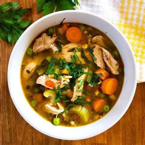 Chicken Vegetable Soup (Easy and Healthy) - Comfortable Food