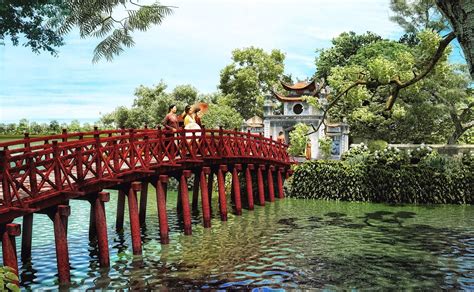 Why Ngoc Son temple is a famous attraction of Hanoi? The Open time to ...