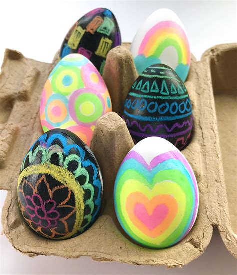 Fun and Kid-Friendly Easter Egg Decorating Ideas | OOLY