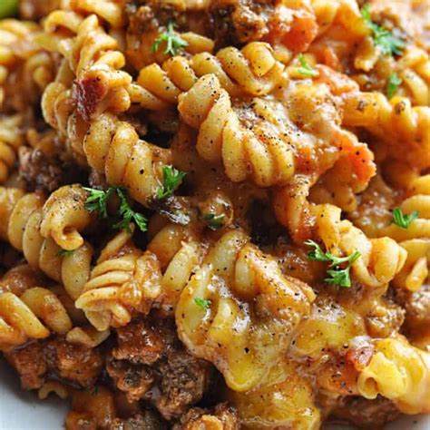 Slow Cooker Goulash Recipe (Classic Crock Pot Goulash) - Savory With Soul