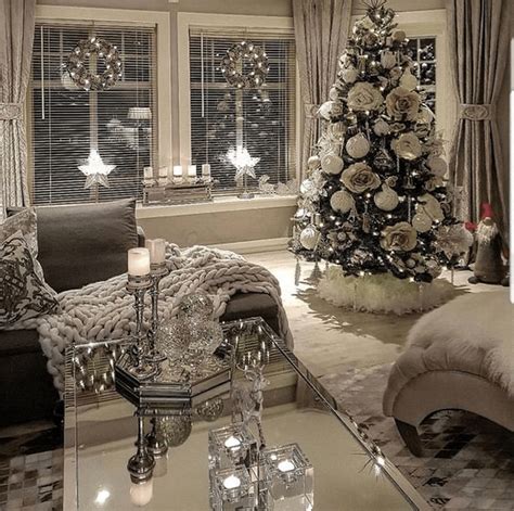 30+ Living Room White Christmas Decorations