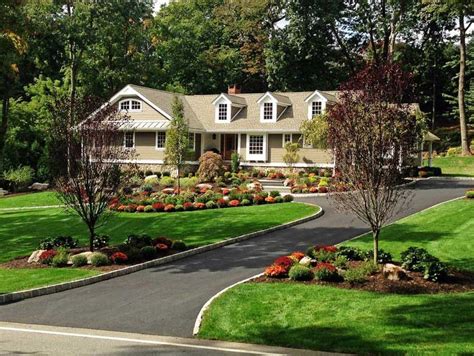 Circular Driveway Landscaping Plans - Landscape Architecture Modern ...