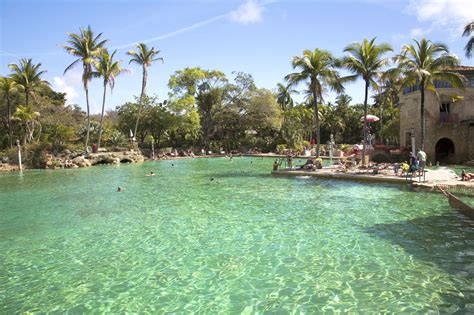 Venetian Pool - Visit a Historic Swimming Pool - Go Guides