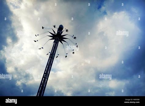 Carousel Swings in Winter Wonderland, Christmas Fair, Hyde Park, London ...