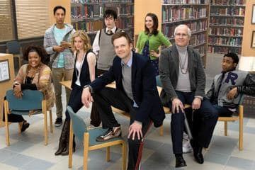 Community Cast Image - TV Fanatic