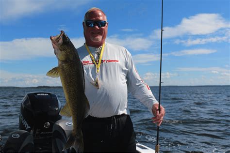 Best Walleye Lakes In Minnesota | Why Rainy Lake Stands Out