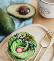 The best avocado recipes for National Avocado Day - GirlsLife