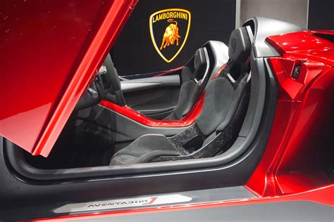 Lamborghini Aventador J - Interior - Car Body Design