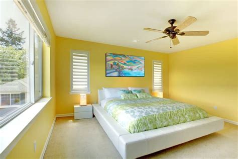 Bright and Cheerful Yellow Bedroom Decor Ideas