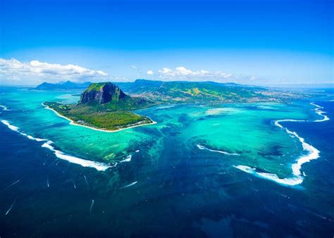 The 11 Most Stunning Indian Ocean Islands