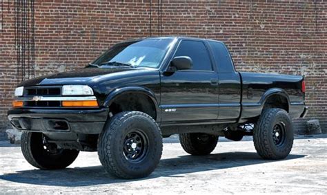 Chevrolet S10 Lifted - reviews, prices, ratings with various photos