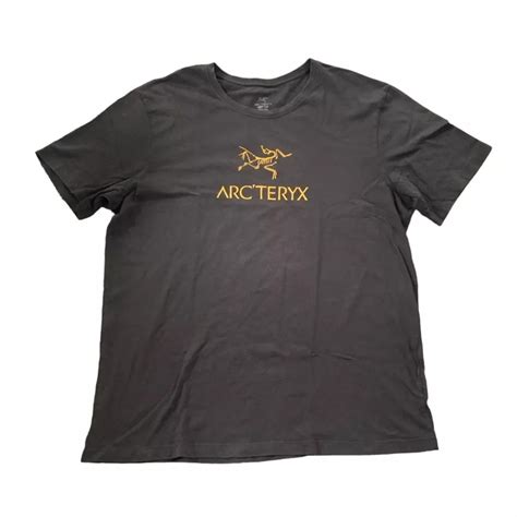 ARC'TERYX LOGO TEE XL on Carousell