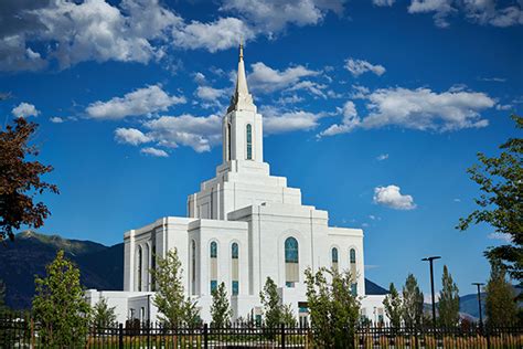 Oct 27-Dec 16: Orem Utah Temple Open House