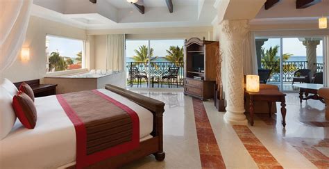 Hilton Playa del Carmen | Beach Hotels & Resorts