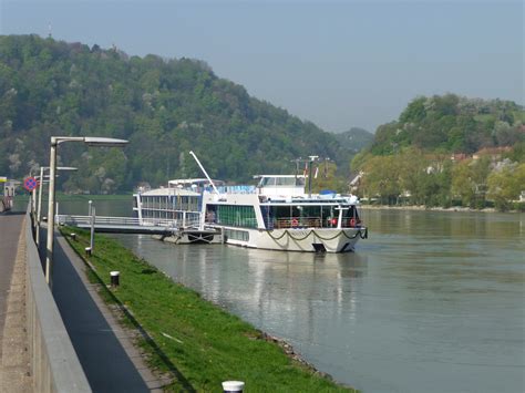 Choosing a River Cruise Itinerary