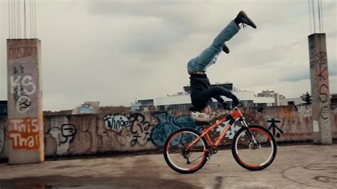 Amazing Bike Balance Stunts