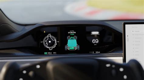 Tesla Plaid Track Mode brings torque vectoring and extra cooling