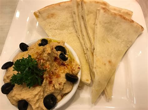 Hummus with Pita Bread - Your Veg Recipe