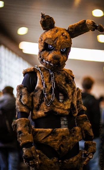 Springtrap Cosplay: Fierce and Authentic