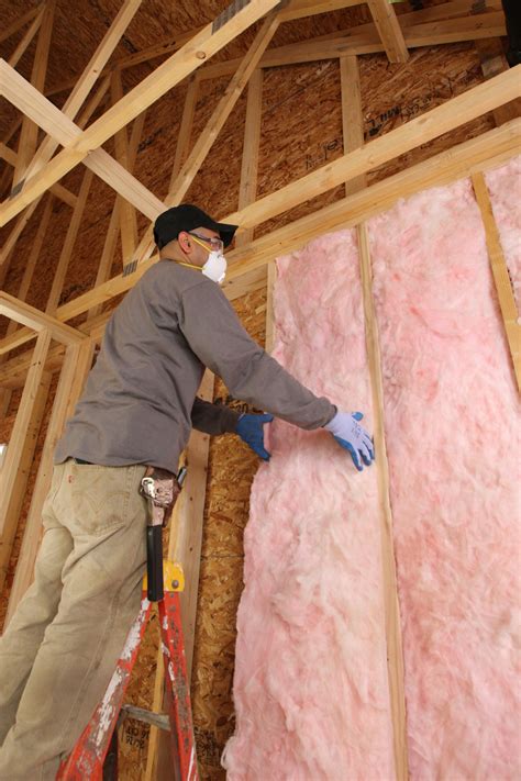 Best Fiberglass Insulation Installation in MA & RI | Anderson Insulation