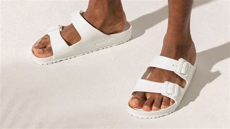 20 best sandals for men in 2024 for all occasions | CNN Underscored