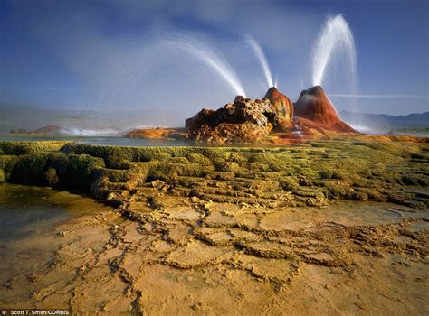 Geyser Hot Springs at Black Rock Desert in Nevada, USA : pics