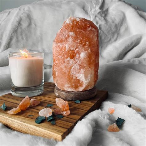 Himalayan Salt Lamp — Oriental Carpet Company W.L.L.